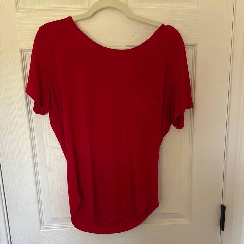 Zenana Outfitters Red Relaxed Short Sleeve Blouse